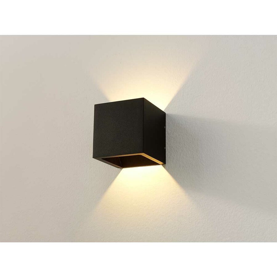 Briesje Terug, terug, terug deel praktijk Wandlamp Led Zwart Vierkant 10 x 10 cm | Dex - Luxury By Nature